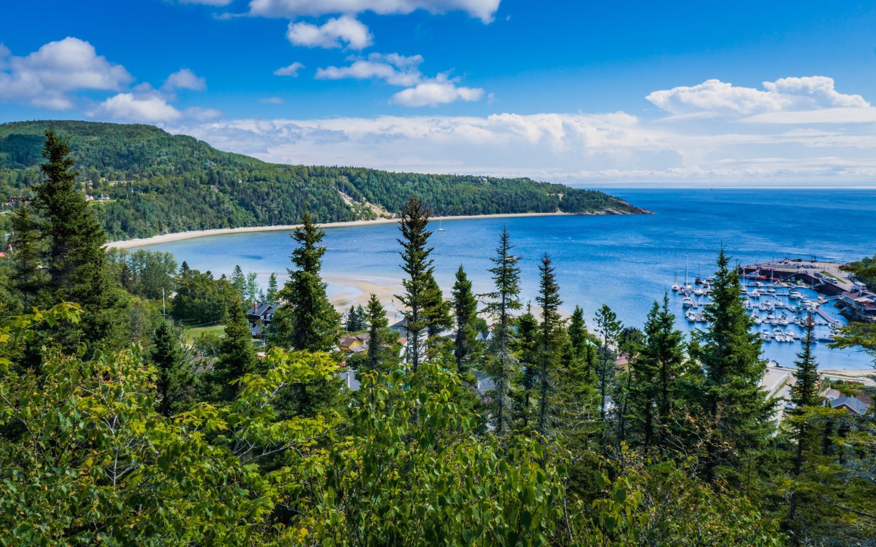 Bucht von Tadoussac bis Québec, Reise nach Kanada