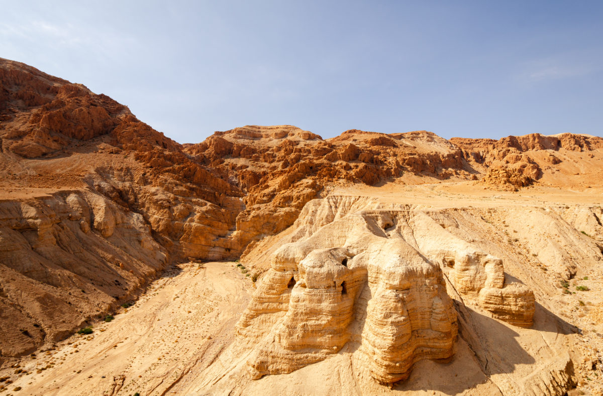 Höhlen von Qumran, Reise nach Israel
