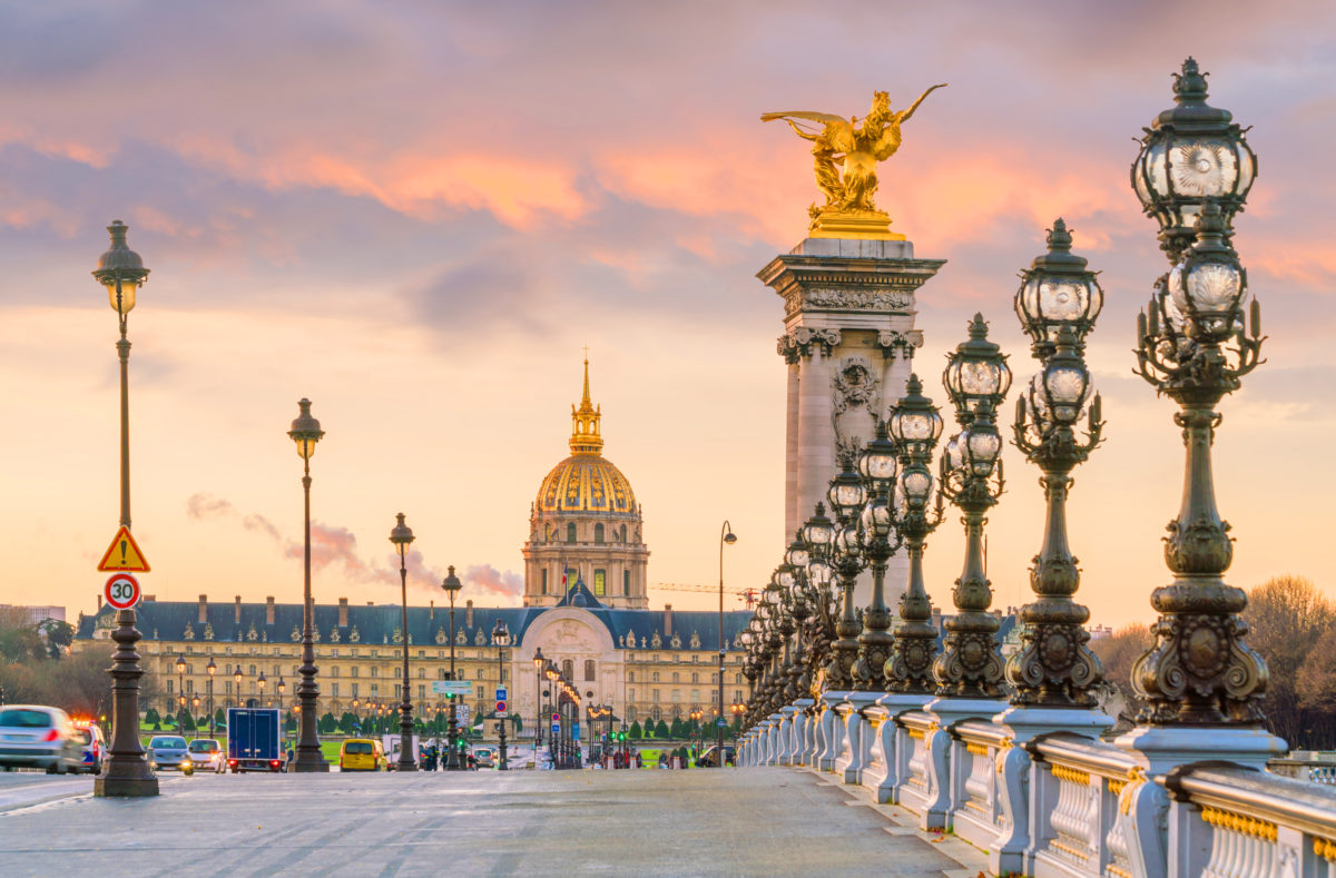 Pont Alexandre III über die Seine, Paris besuchen