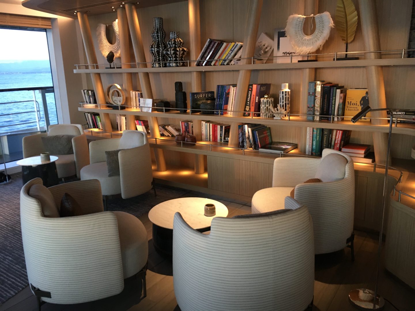 Bibliothek Weltraum-Kreuzfahrtschiff