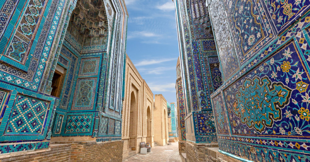 Historische Nekropole und Mausoleen von Shakhi Zinda in Samarkand, Reise nach Usbekistan.