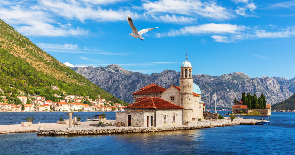 Insel Unserer Lieben Frau vom Felsen Kotor in Montenegro