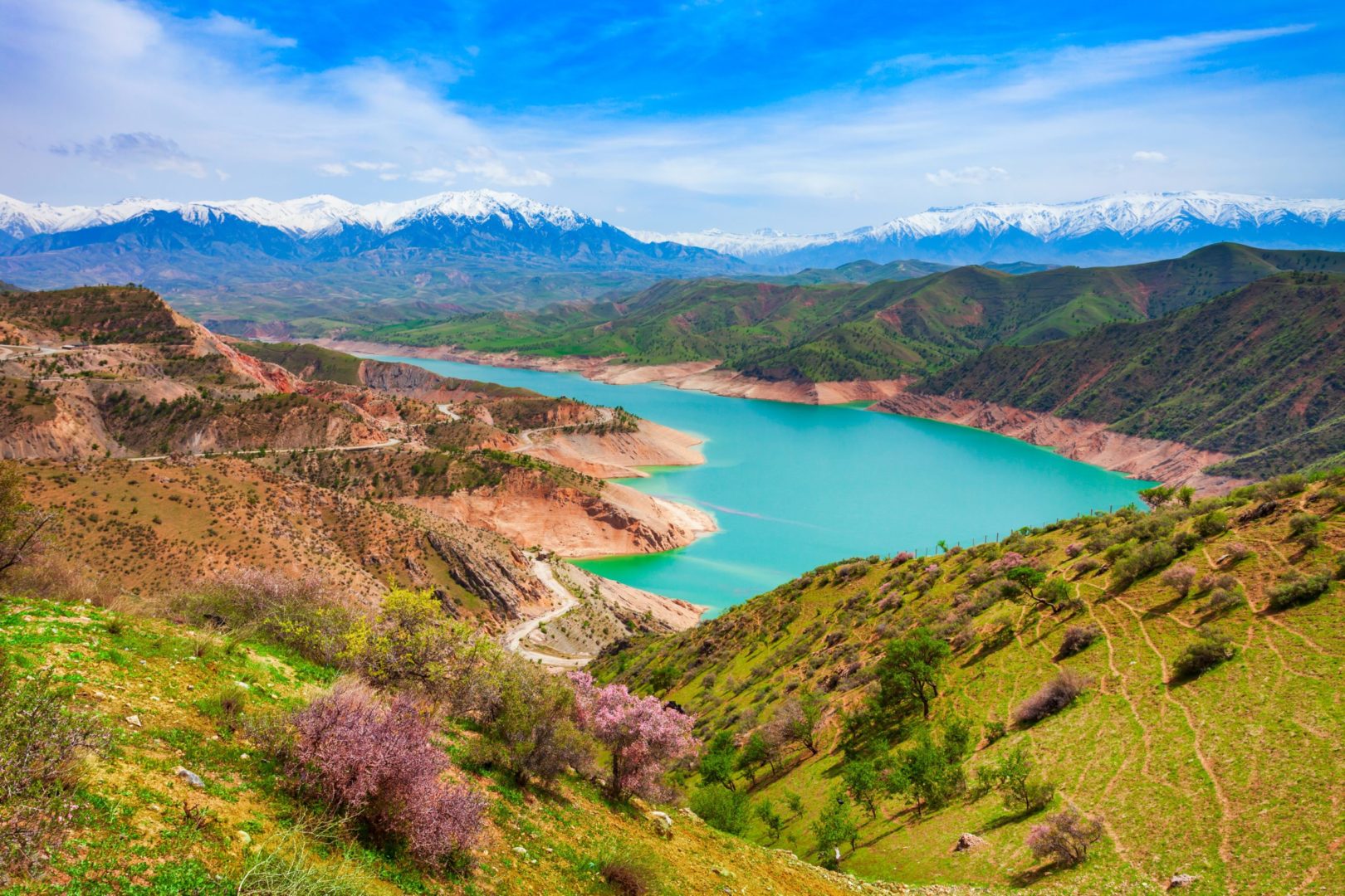 Hisorak-See in der Nähe der Stadt Shahrisabz in Usbekistan