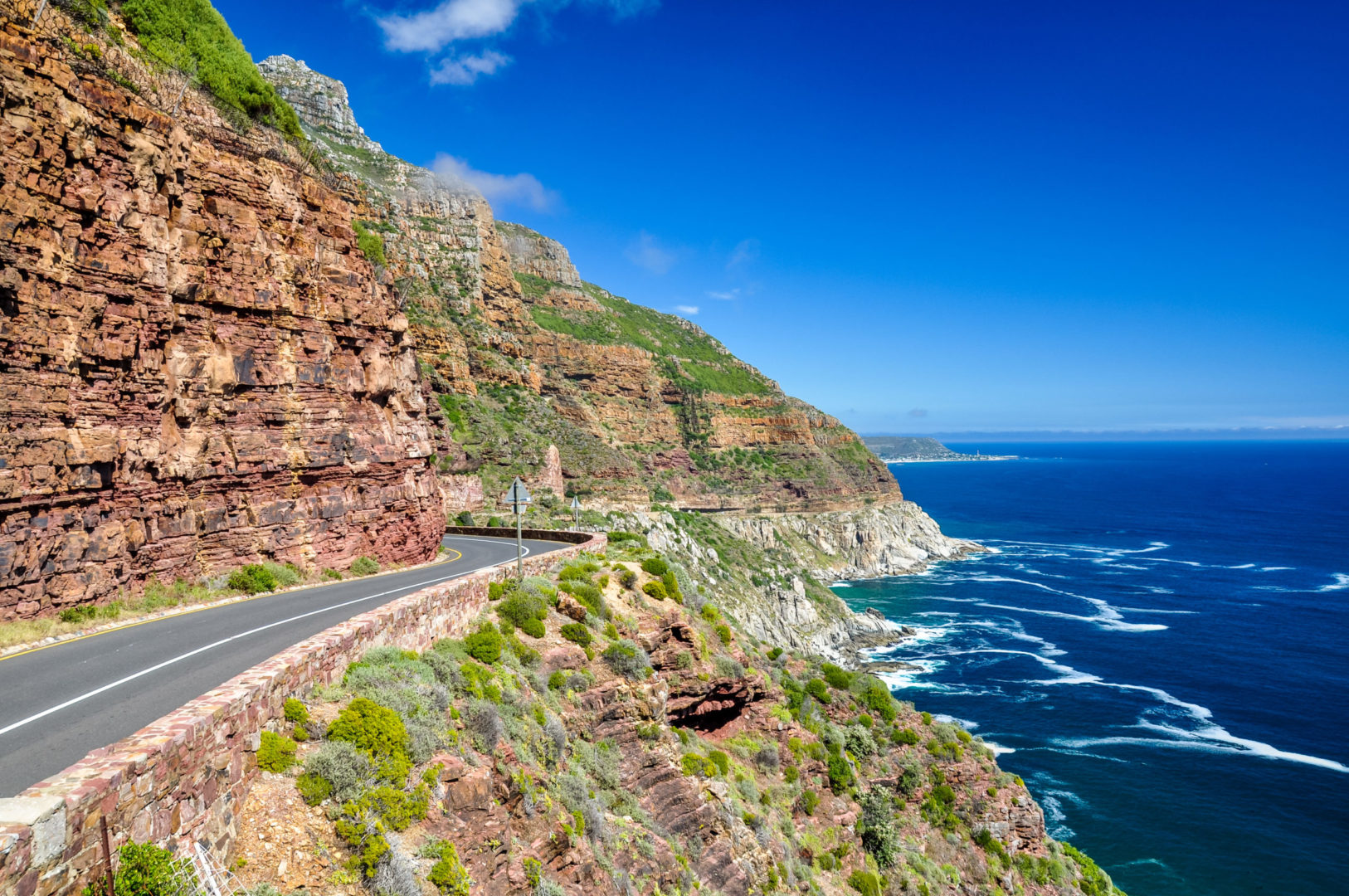 Küstenstraße Chapman's Peak Drive in der Nähe von Kapstadt auf der Kap-Halbinsel, Südafrika