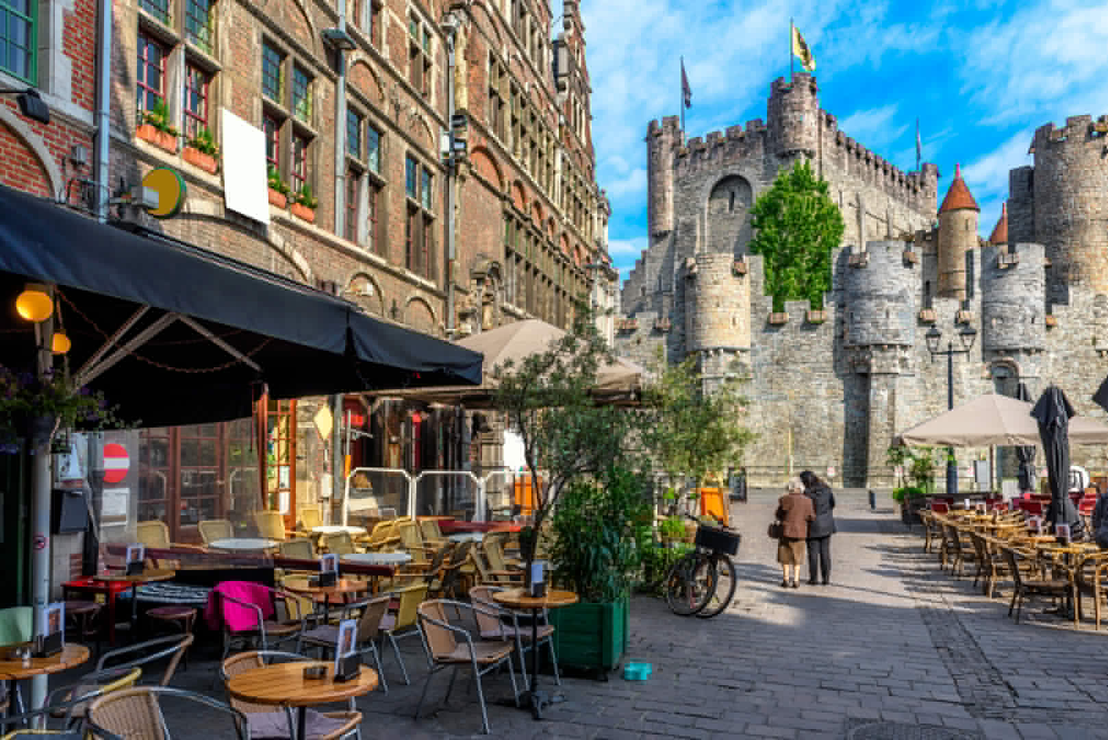 Straße in der mittelalterlichen Stadt Gent, Belgien