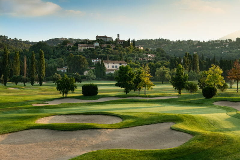 Golf mit Pro im Golf de la Bastide in Frankreich