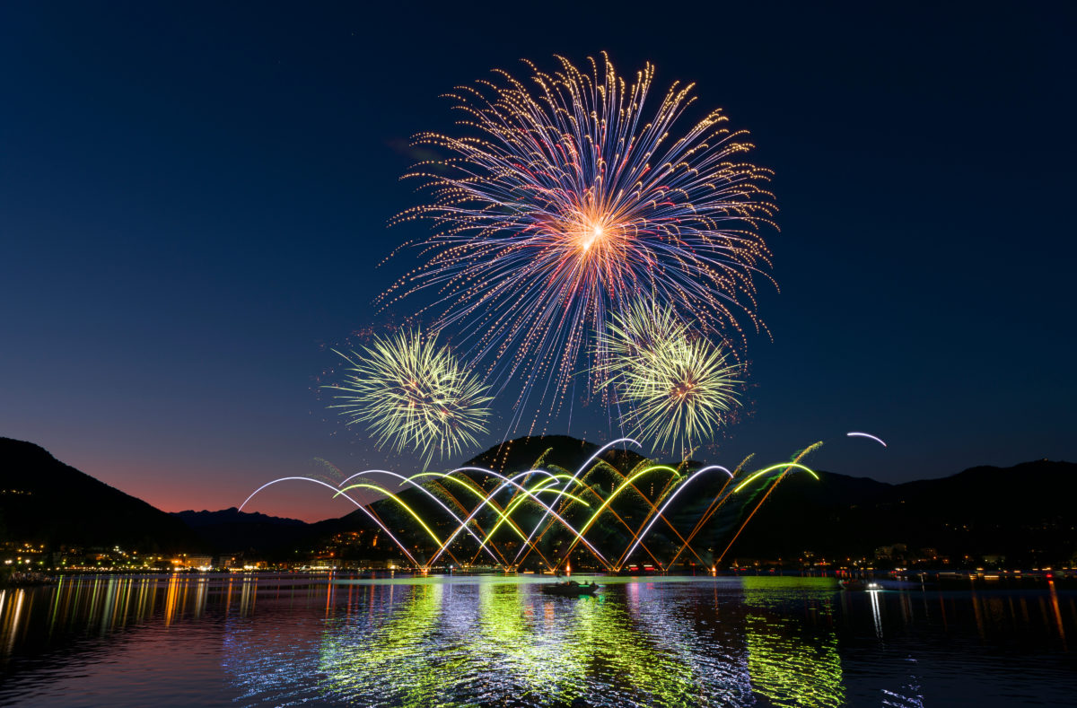 Feuerwerk in Tessin an Neujahr