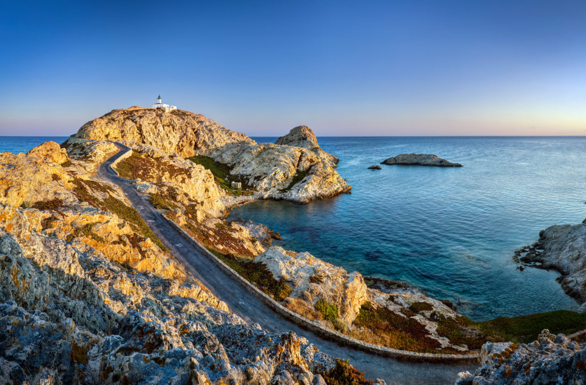 Sonnenaufgang auf der Île Rousse, Korsika