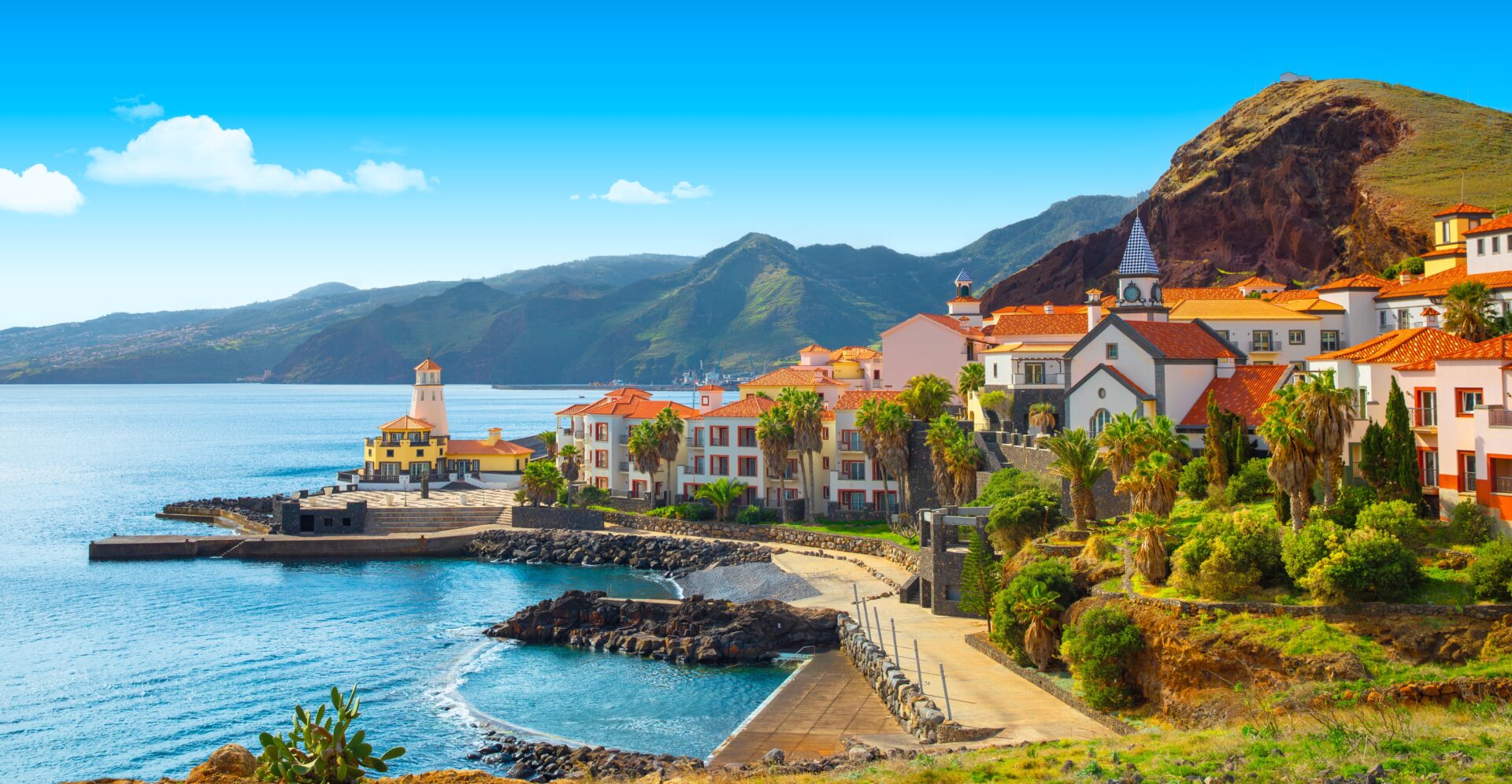 Kleines Dorf Canical, in der Nähe von Ponta de Sao Lourenco, Madeira, Portugal
